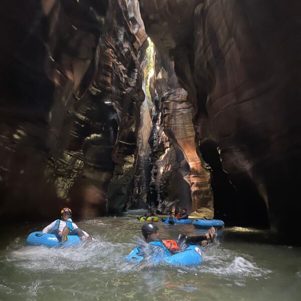 Pasadías Cañón del Guape