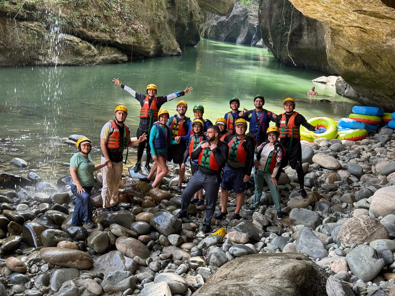 Tubing cañón del Cafre Mesetas Meta 7 rápidos
