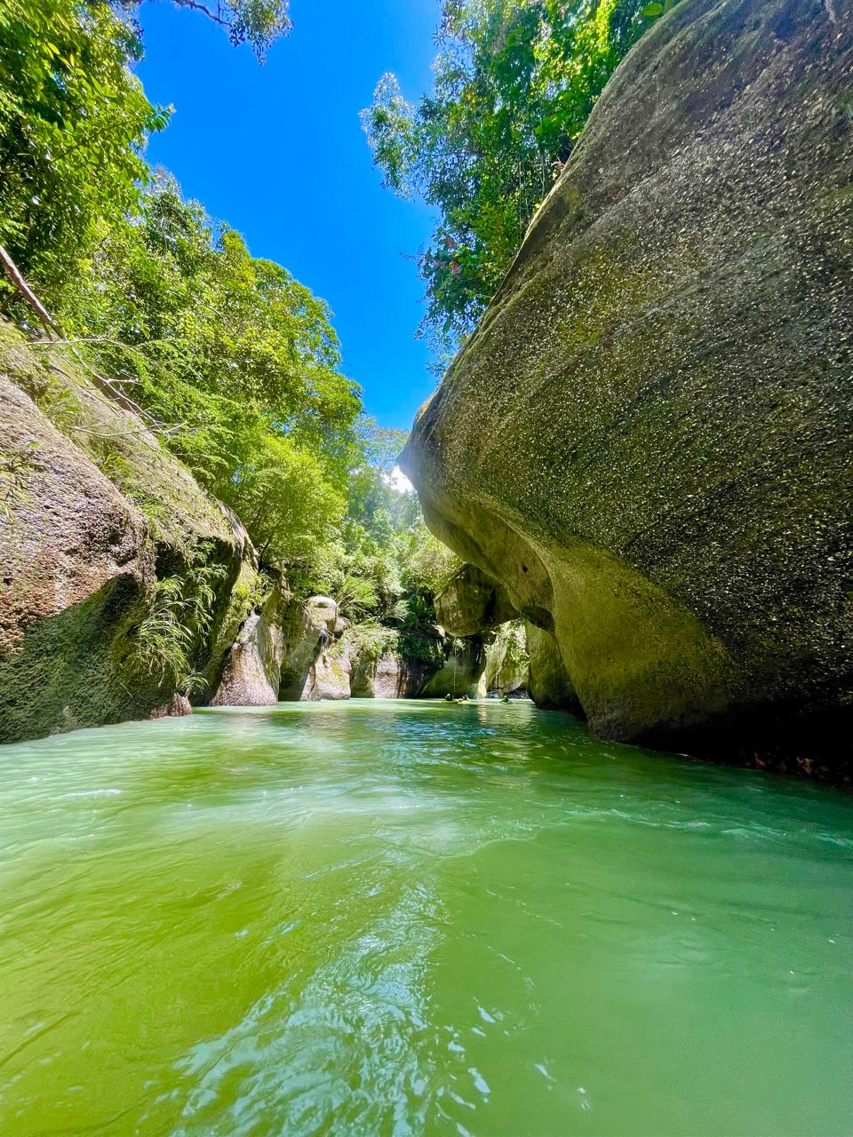 Tubing río Cafre Mesetas Meta 7 rápidos cañón