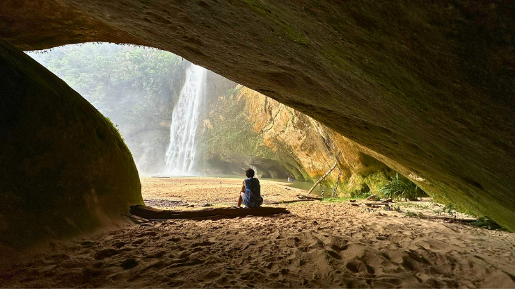 Playa arena blanca cascada Arenales