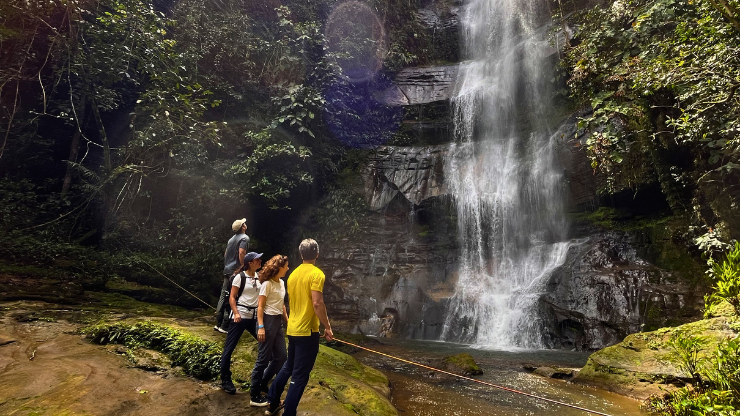 Cascada Charco Azul Mesetas Meta arena blanca